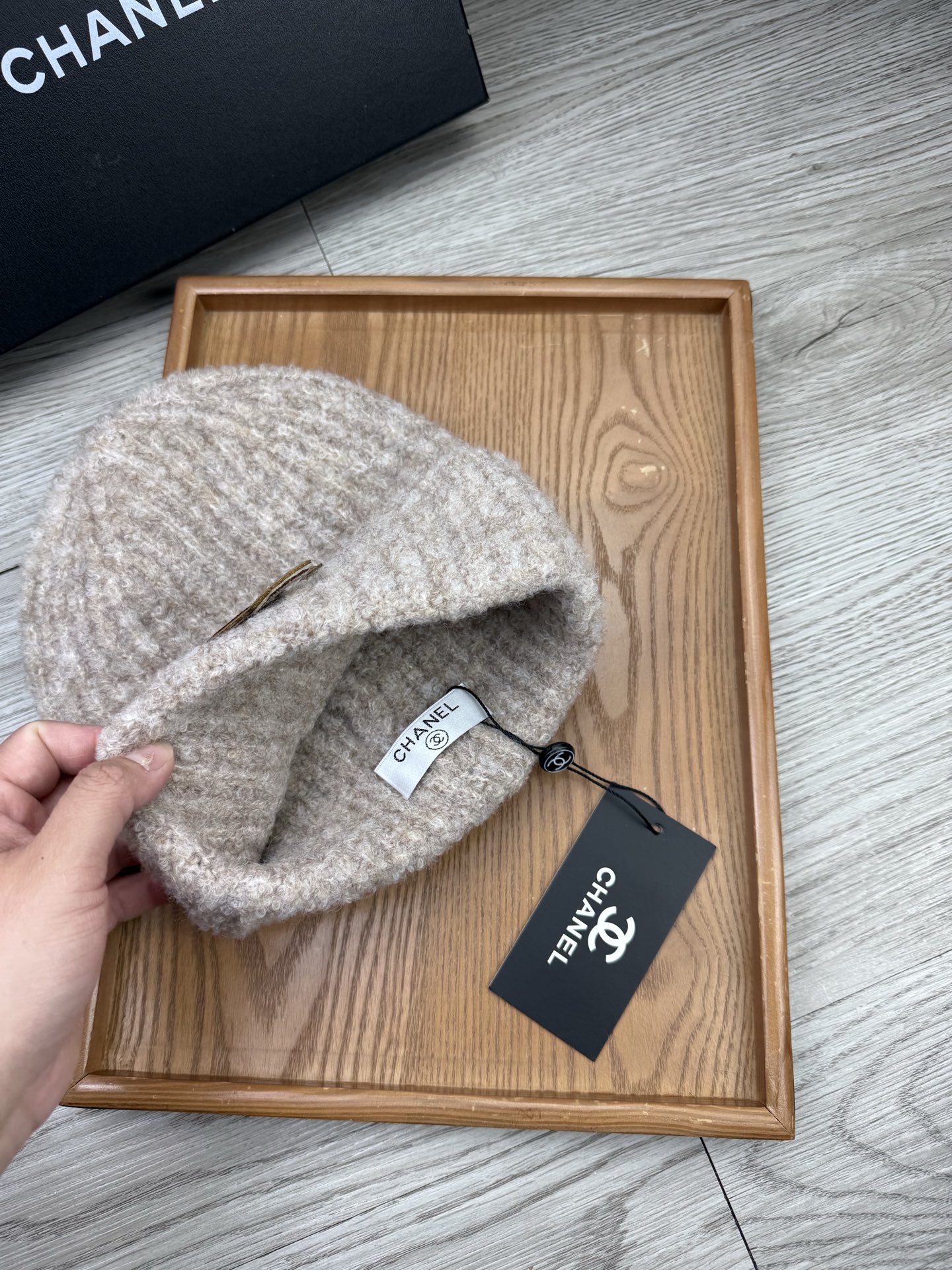 。C家。福利！【细毛线针织单帽】新款上架，特别实惠的一个系列帽子，面料：细毛线。密度紧致！毛线针织面料手