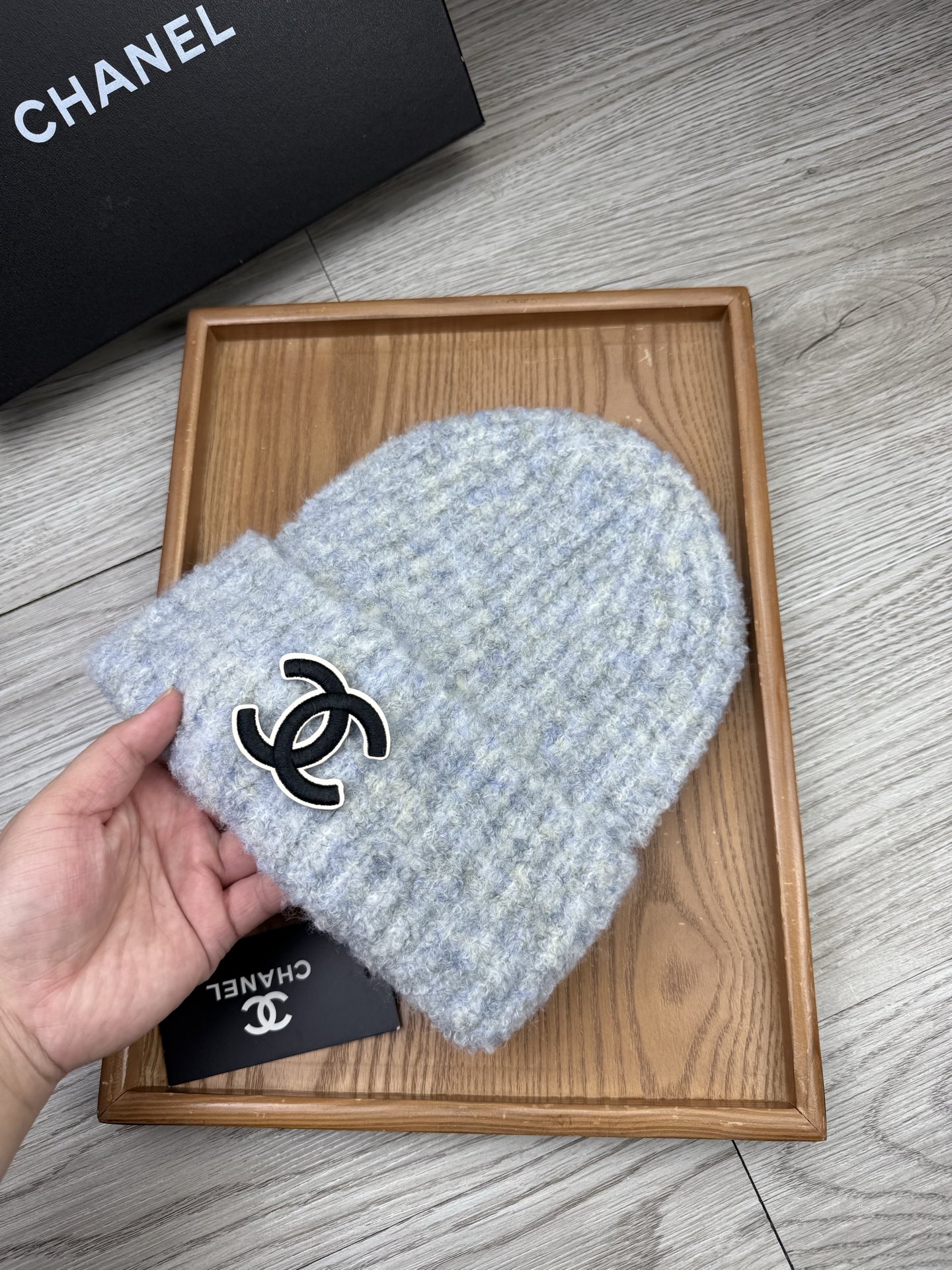 。C家。福利！【细毛线针织单帽】新款上架，特别实惠的一个系列帽子，面料：细毛线。密度紧致！毛线针织面料手