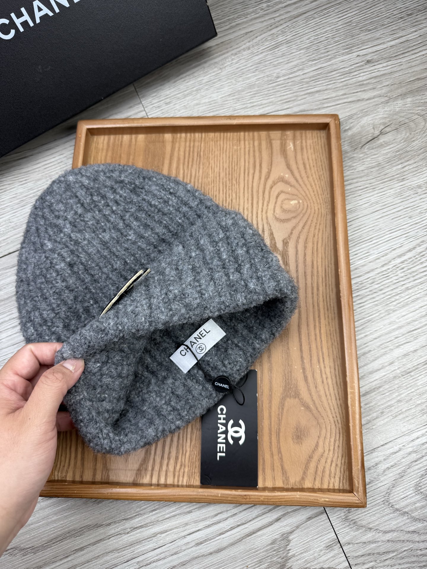 。C家。福利！【细毛线针织单帽】新款上架，特别实惠的一个系列帽子，面料：细毛线。密度紧致！毛线针织面料手