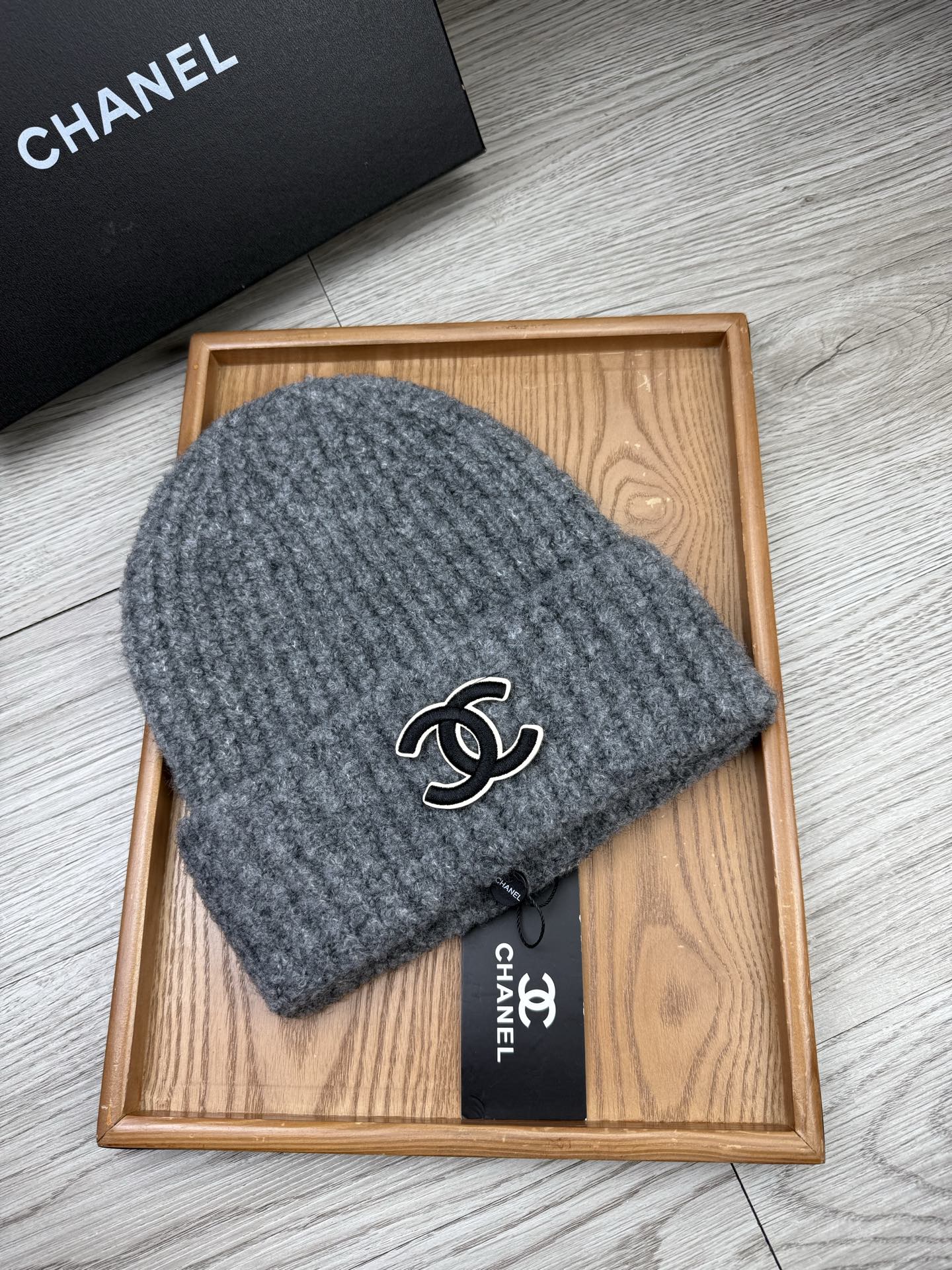 。C家。福利！【细毛线针织单帽】新款上架，特别实惠的一个系列帽子，面料：细毛线。密度紧致！毛线针织面料手