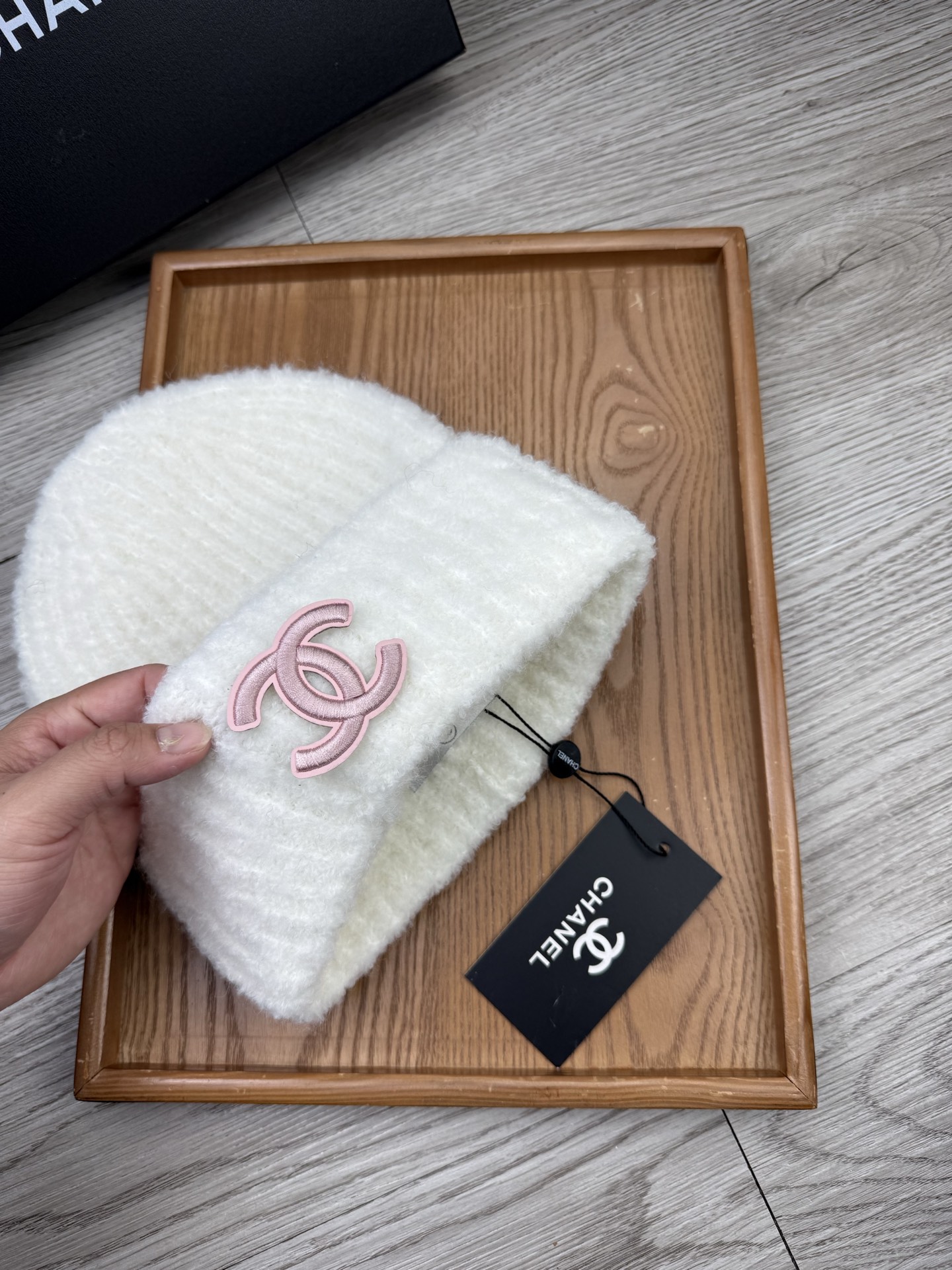 。C家。福利！【细毛线针织单帽】新款上架，特别实惠的一个系列帽子，面料：细毛线。密度紧致！毛线针织面料手