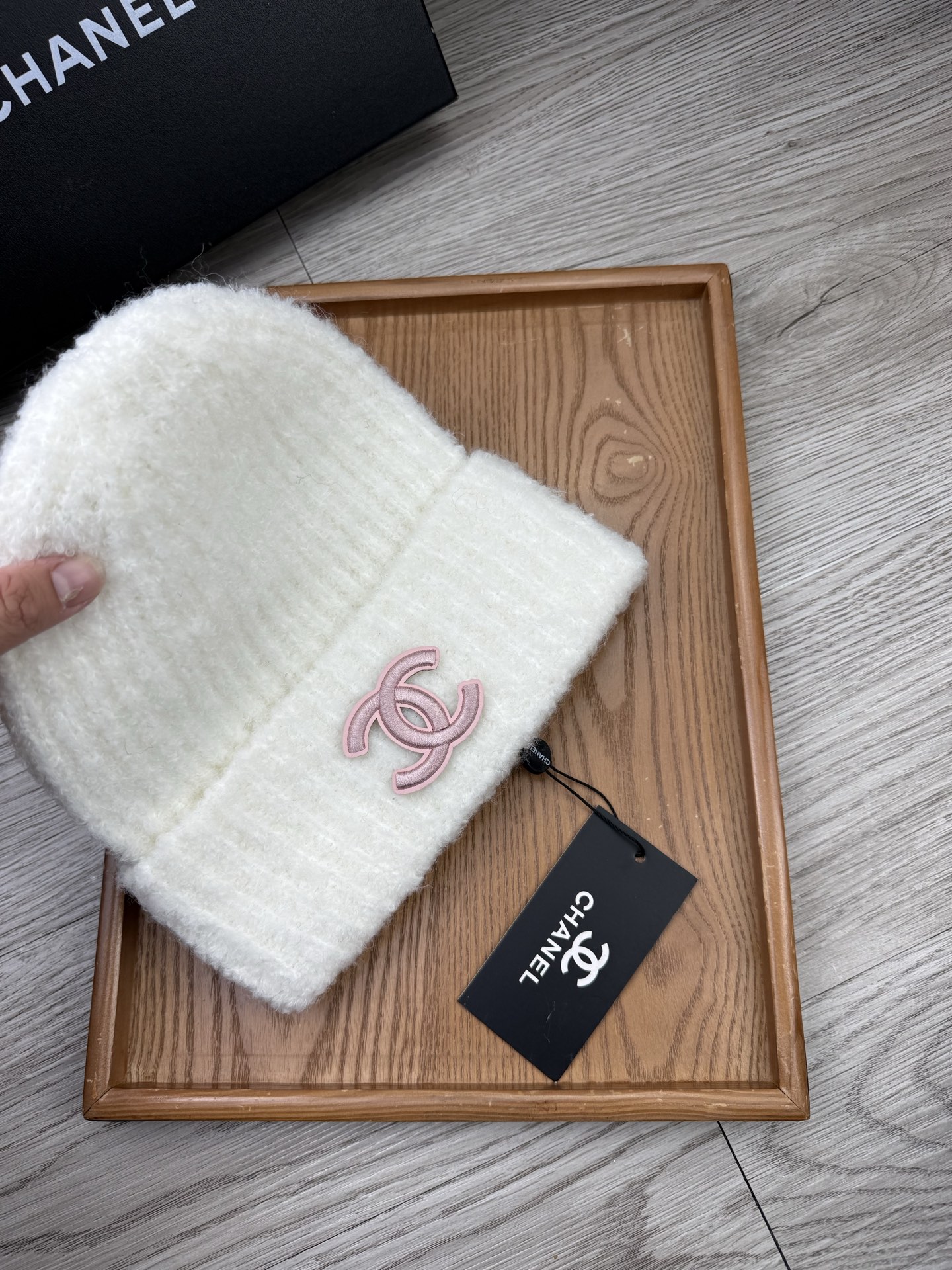 。C家。福利！【细毛线针织单帽】新款上架，特别实惠的一个系列帽子，面料：细毛线。密度紧致！毛线针织面料手