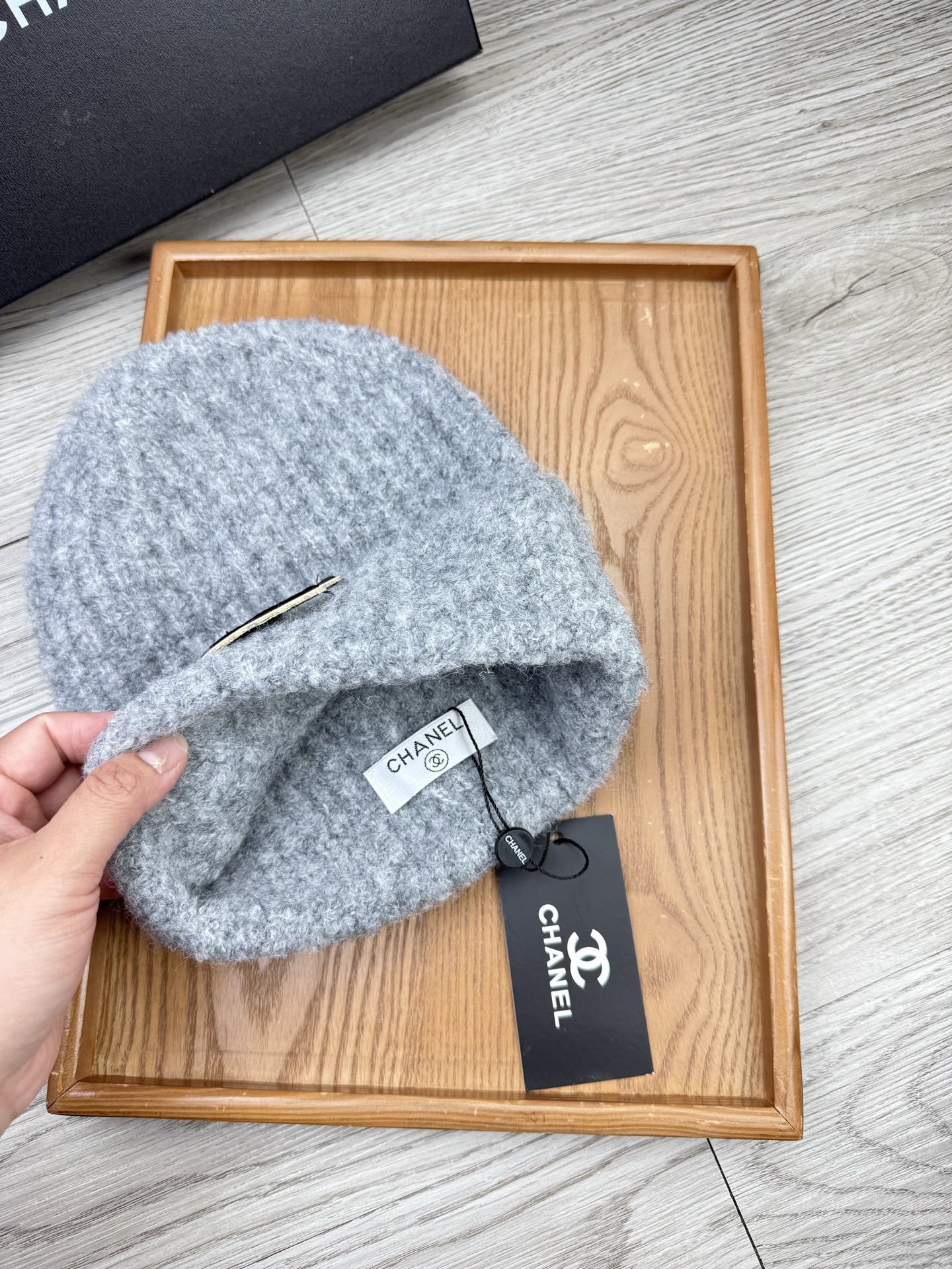 。C家。福利！【细毛线针织单帽】新款上架，特别实惠的一个系列帽子，面料：细毛线。密度紧致！毛线针织面料手