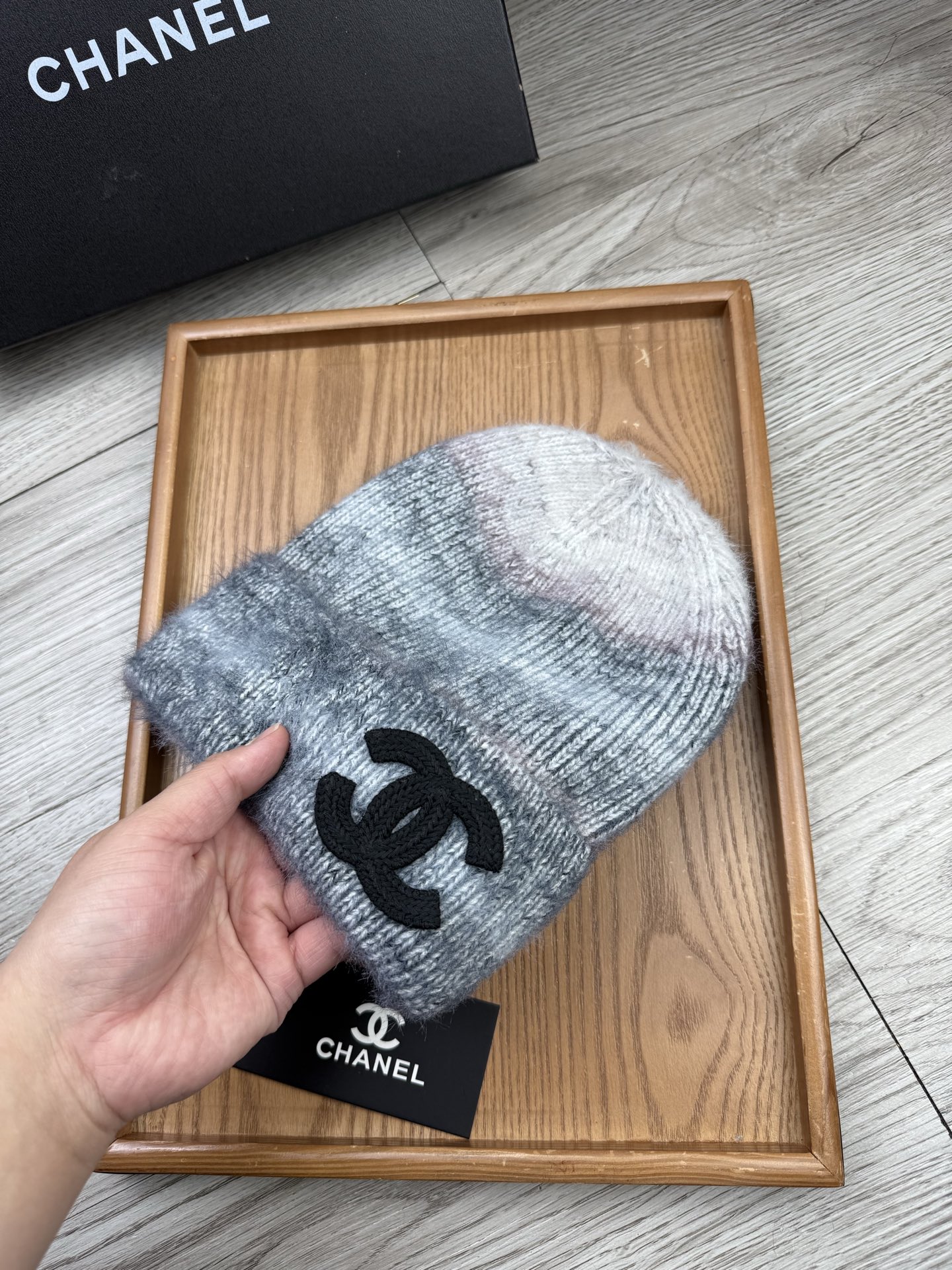 。C家。福利！【细毛线针织单帽】新款上架，特别实惠的一个系列帽子，面料：细毛线。密度紧致！毛线针织面料手