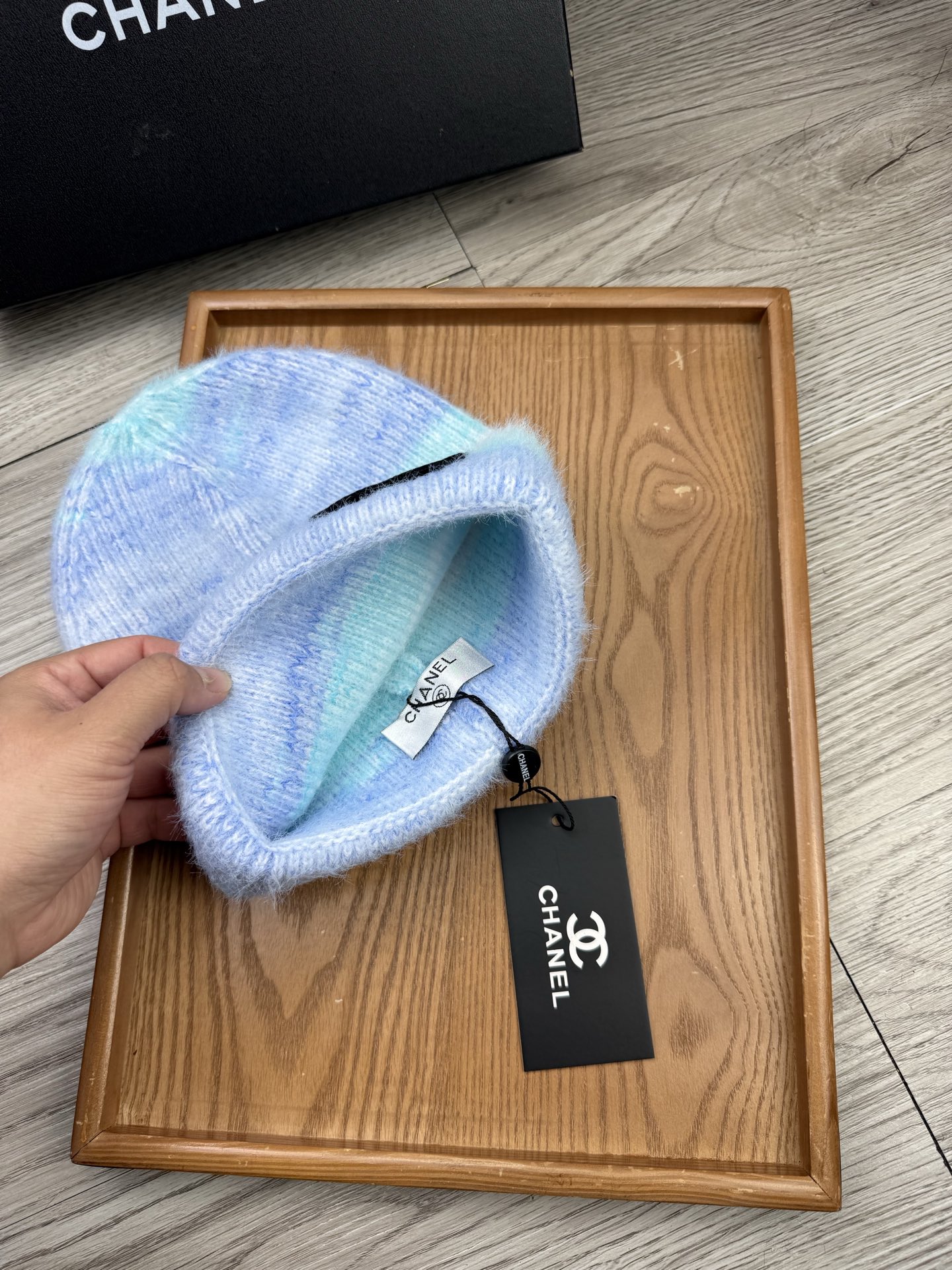 。C家。福利！【细毛线针织单帽】新款上架，特别实惠的一个系列帽子，面料：细毛线。密度紧致！毛线针织面料手