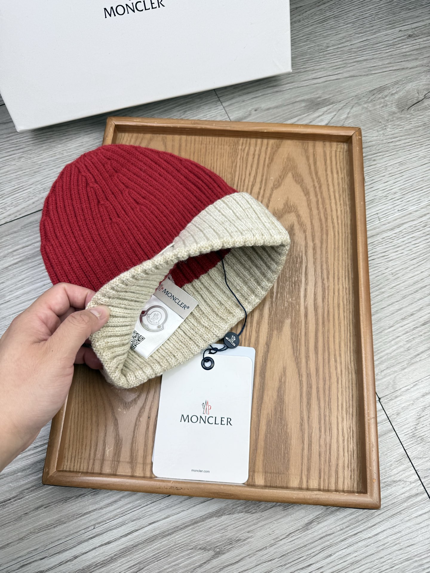 。蒙口。福利！【细毛线针织单帽】新款上架，特别实惠的一个系列帽子，面料：细毛线。密度紧致！毛线针织面料手