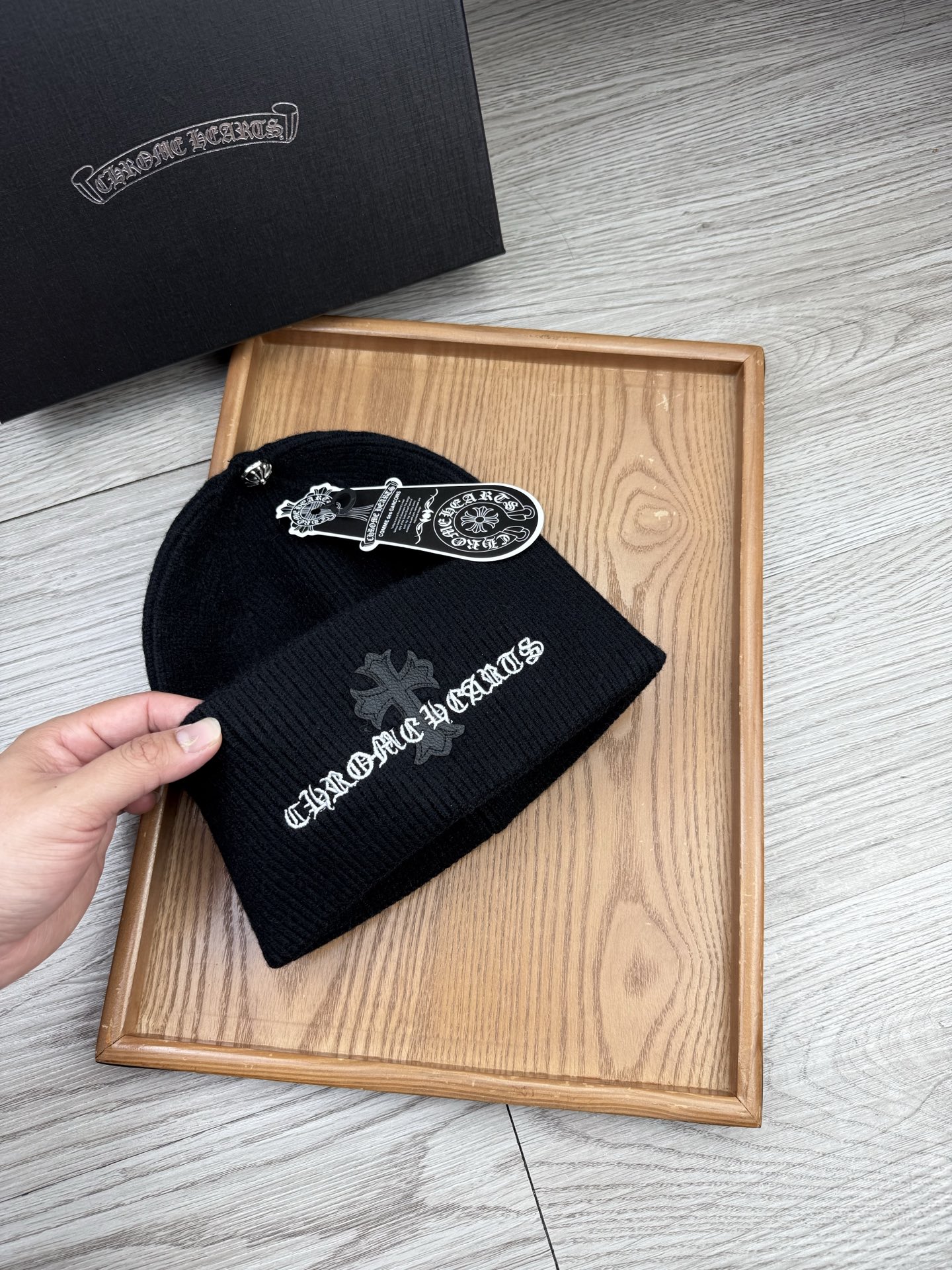 。克罗心。福利！【细毛线针织单帽】新款上架，特别实惠的一个系列帽子，面料：细毛线。密度紧致！毛线针织面料