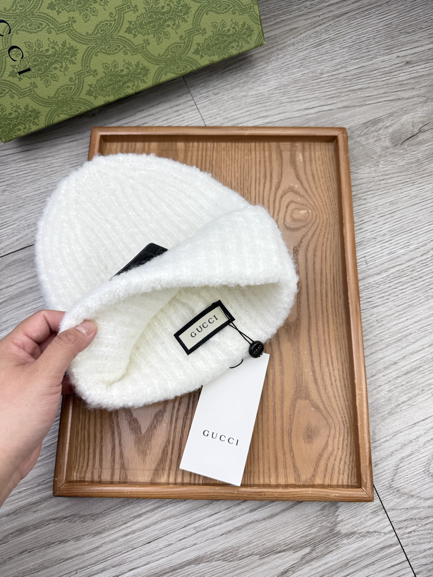 。G家。福利！【细毛线针织单帽】新款上架，特别实惠的一个系列帽子，面料：细毛线。密度紧致！毛线针织面料手