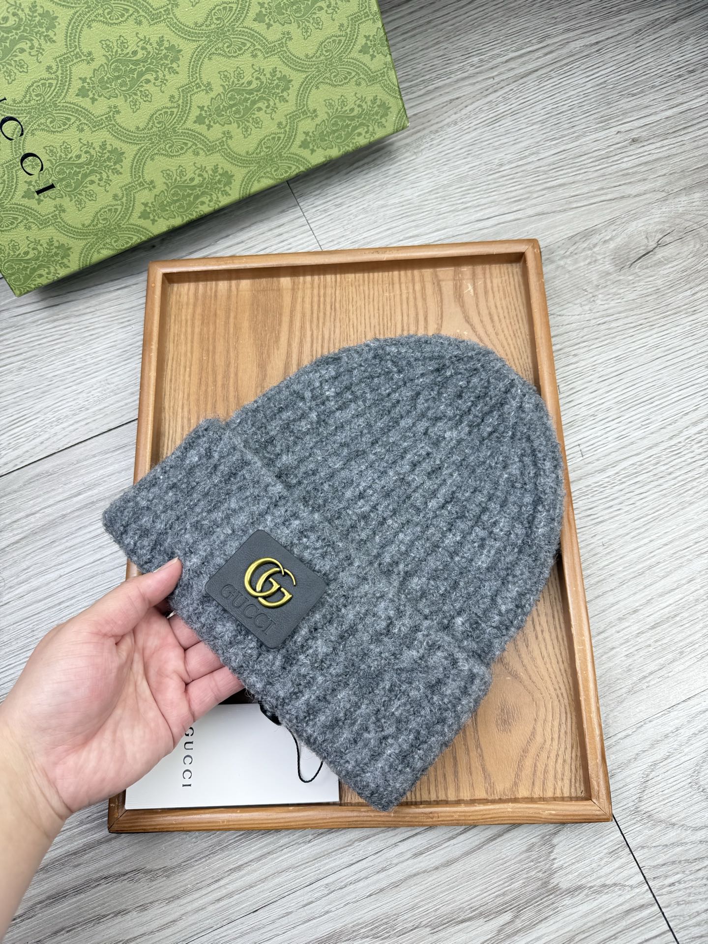 。G家。福利！【细毛线针织单帽】新款上架，特别实惠的一个系列帽子，面料：细毛线。密度紧致！毛线针织面料手