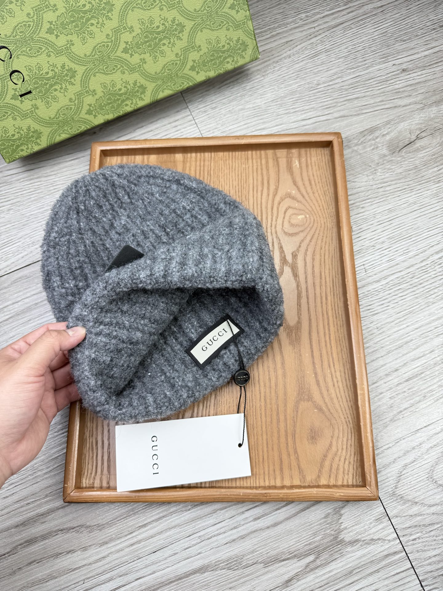 。G家。福利！【细毛线针织单帽】新款上架，特别实惠的一个系列帽子，面料：细毛线。密度紧致！毛线针织面料手