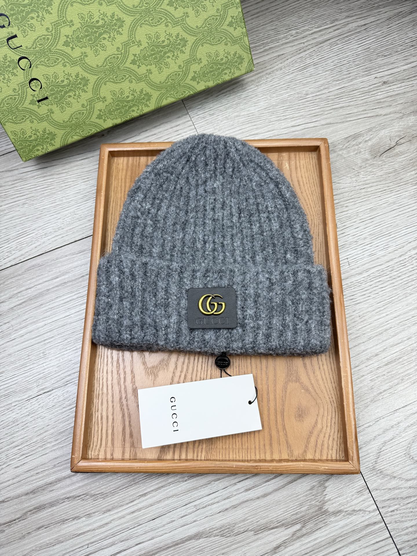 。G家。福利！【细毛线针织单帽】新款上架，特别实惠的一个系列帽子，面料：细毛线。密度紧致！毛线针织面料手