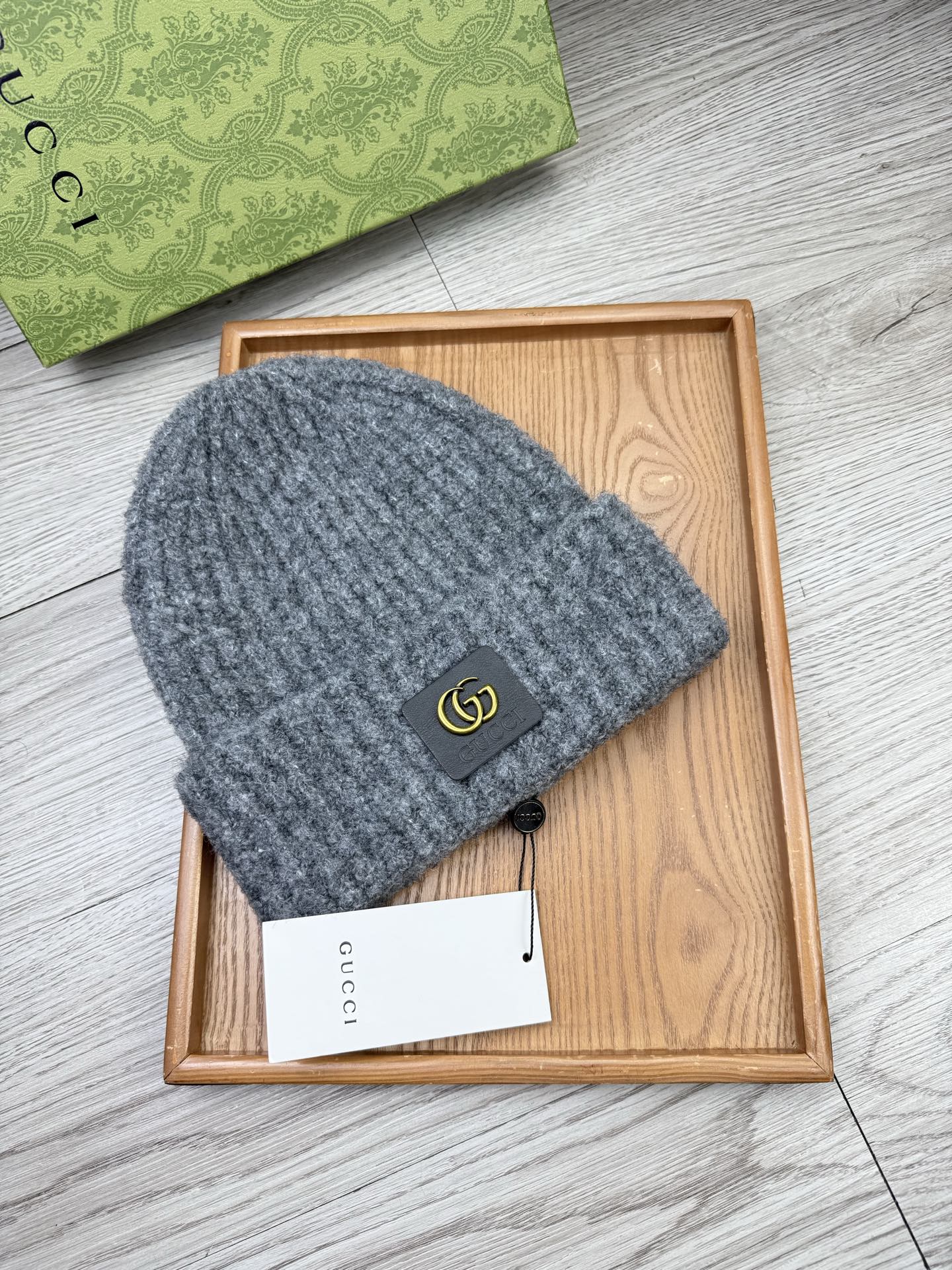 。G家。福利！【细毛线针织单帽】新款上架，特别实惠的一个系列帽子，面料：细毛线。密度紧致！毛线针织面料手