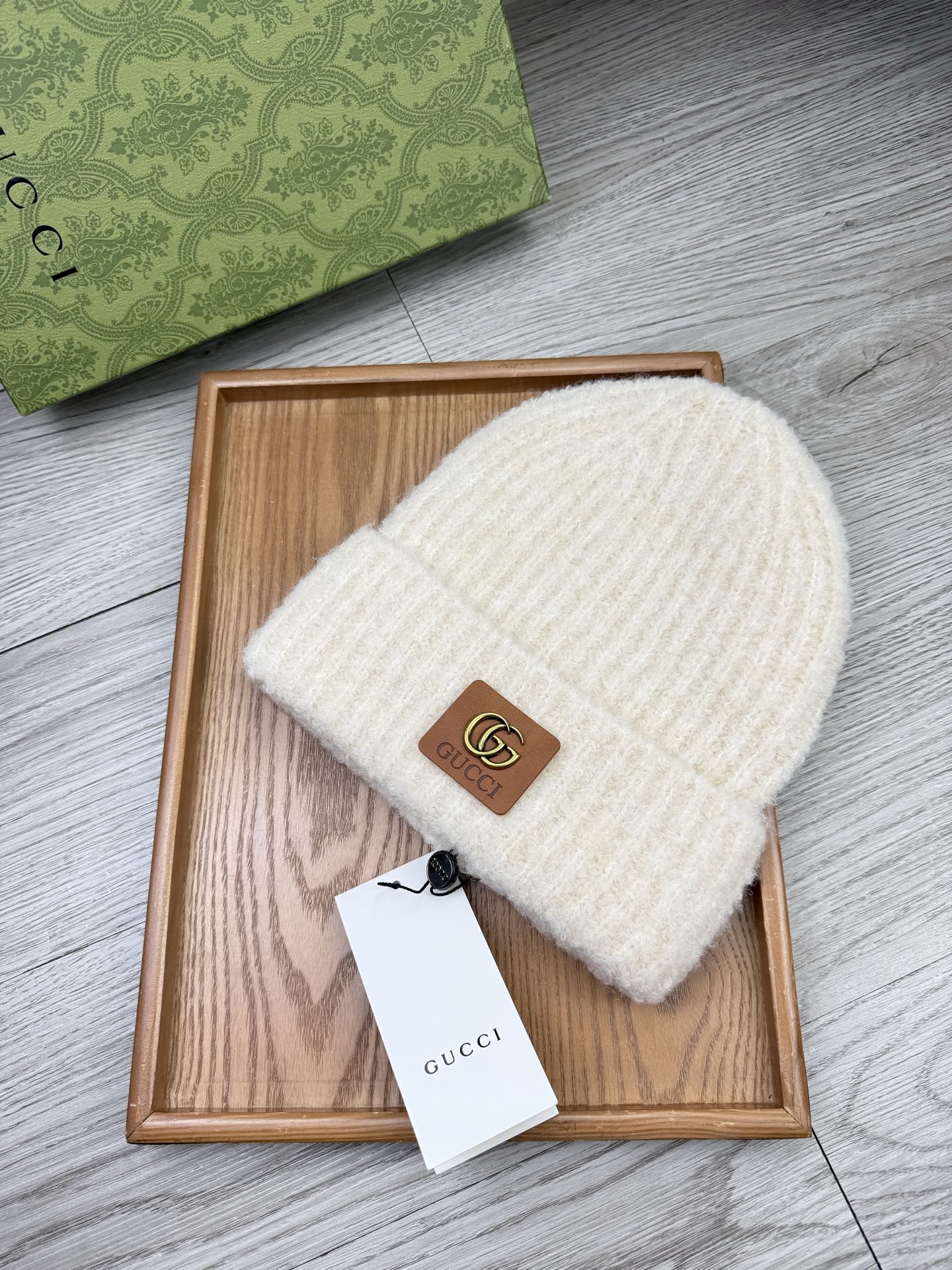 。G家。福利！【细毛线针织单帽】新款上架，特别实惠的一个系列帽子，面料：细毛线。密度紧致！毛线针织面料手