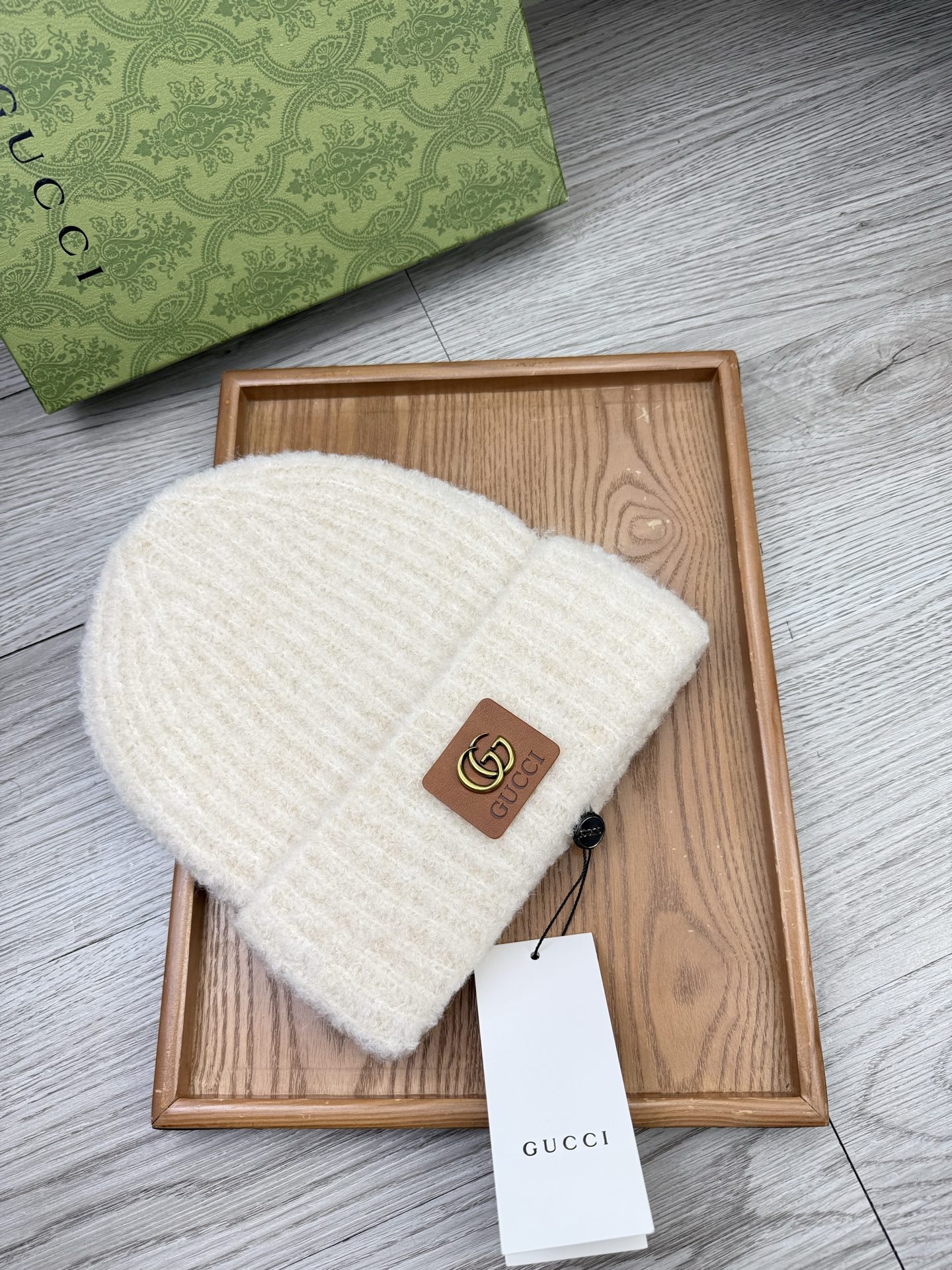 。G家。福利！【细毛线针织单帽】新款上架，特别实惠的一个系列帽子，面料：细毛线。密度紧致！毛线针织面料手