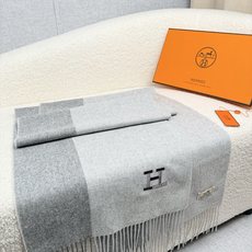 P。 H家。【加宽版-拼色人纹刺绣男士羊绒围巾】怒赞自留,难得的高端男款!家属福利!L非常正的男士围巾~面料大爱,非常柔 P。 H家。【加宽版-拼色人纹刺绣男士羊绒围巾】怒赞自留,难得的高端男款!家属福利!L非常正的男士围巾~面料大爱,非常柔