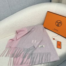 P。 H家。【加宽版-拼色人纹刺绣男士羊绒围巾】怒赞自留,难得的高端男款!家属福利!L非常正的男士围巾~面料大爱,非常柔 P。 H家。【加宽版-拼色人纹刺绣男士羊绒围巾】怒赞自留,难得的高端男款!家属福利!L非常正的男士围巾~面料大爱,非常柔