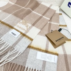P。B家。【刺绣战马-格纹围巾】!感觉有了它真心不会再爱了.QC手里扣下的.真正专柜正品.全部今年最新logo最新防伪. P。B家。【刺绣战马-格纹围巾】!感觉有了它真心不会再爱了.QC手里扣下的.真正专柜正品.全部今年最新logo最新防伪.