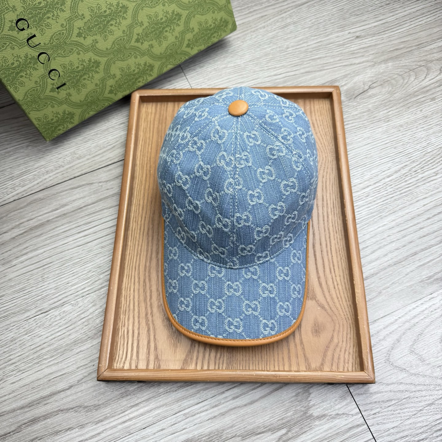 🌹。G家。【超A品质-配透明防尘袋】最新款！时尚潮流，高端做工！每一个帽子都是用心之作！牛津材质！头层牛皮！配盒子、防尘