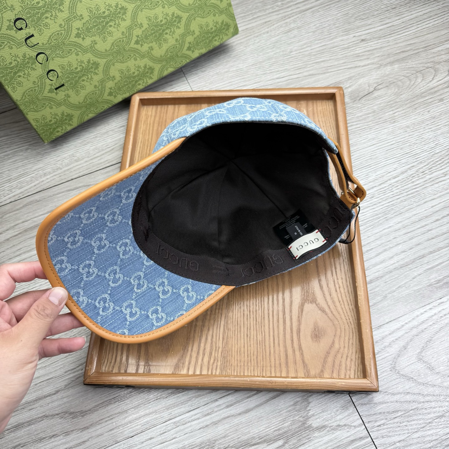 🌹。G家。【超A品质-配透明防尘袋】最新款！时尚潮流，高端做工！每一个帽子都是用心之作！牛津材质！头层牛皮！配盒子、防尘