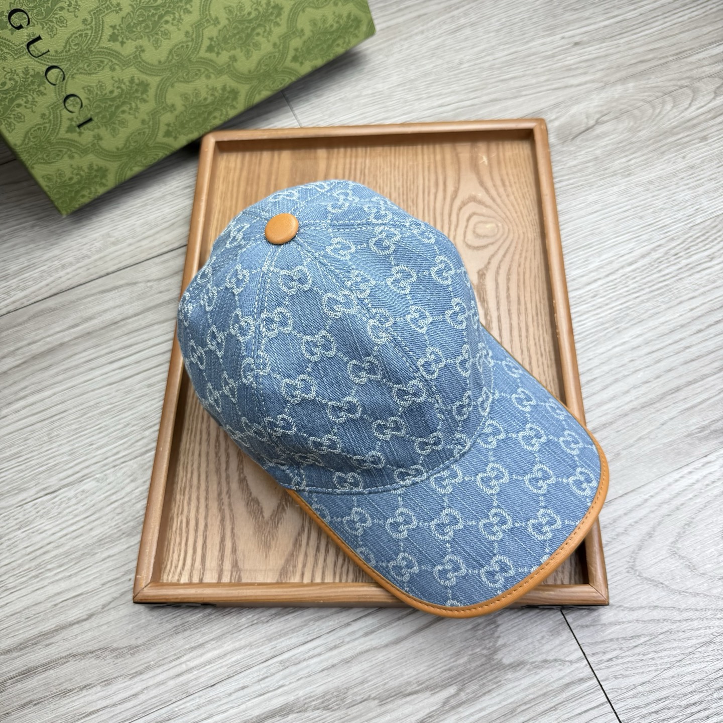 🌹。G家。【超A品质-配透明防尘袋】最新款！时尚潮流，高端做工！每一个帽子都是用心之作！牛津材质！头层牛皮！配盒子、防尘