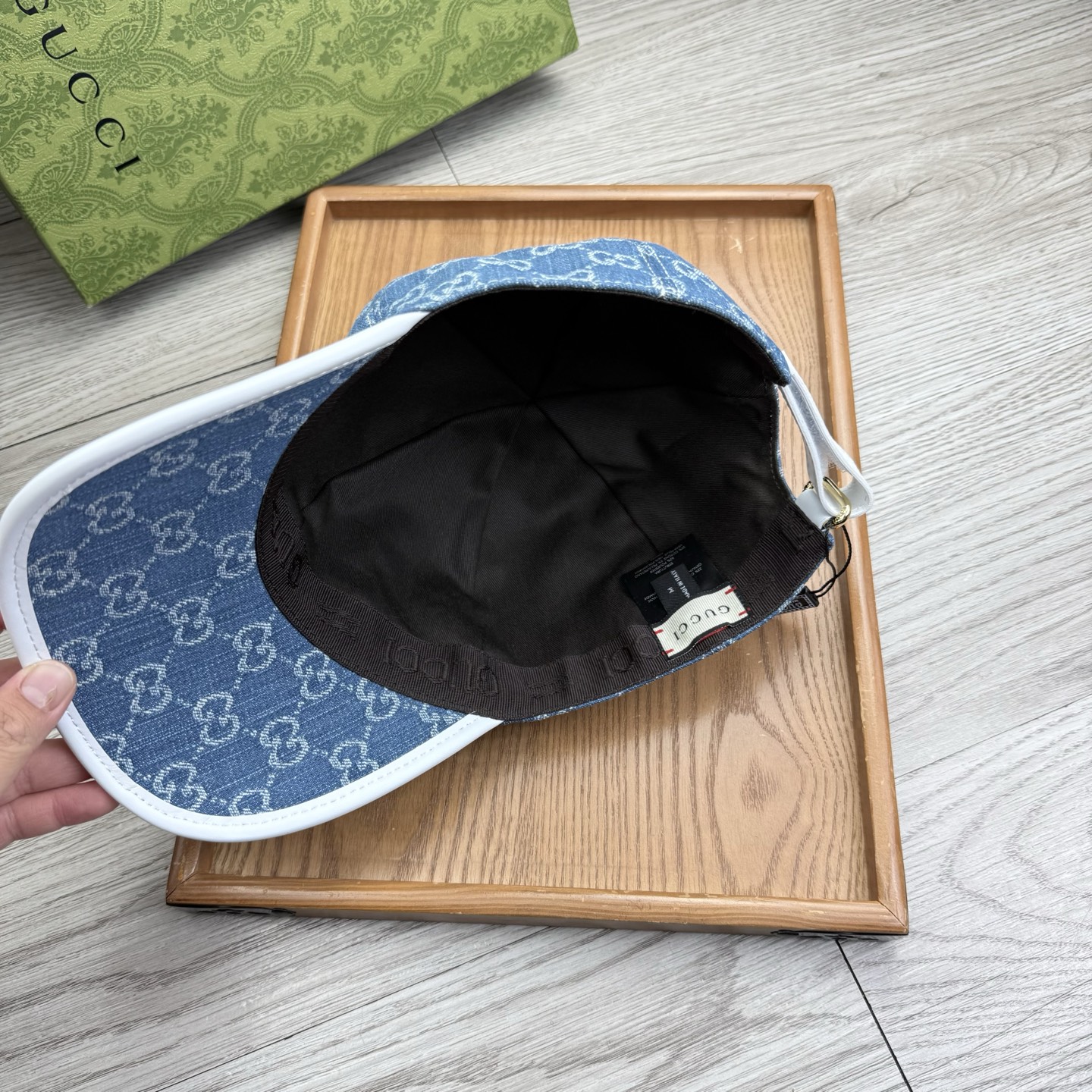🌹。G家。【超A品质-配透明防尘袋】最新款！时尚潮流，高端做工！每一个帽子都是用心之作！牛津材质！头层牛皮！配盒子、防尘