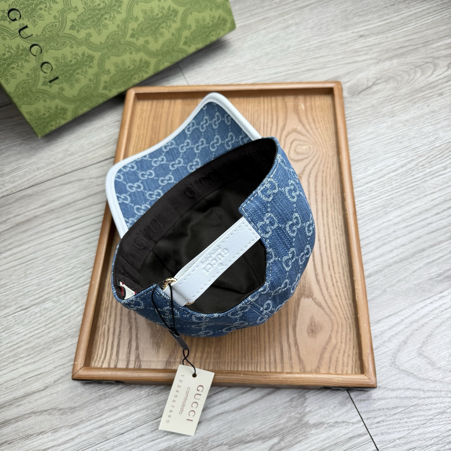 🌹。G家。【超A品质-配透明防尘袋】最新款！时尚潮流，高端做工！每一个帽子都是用心之作！牛津材质！头层牛皮！配盒子、防尘