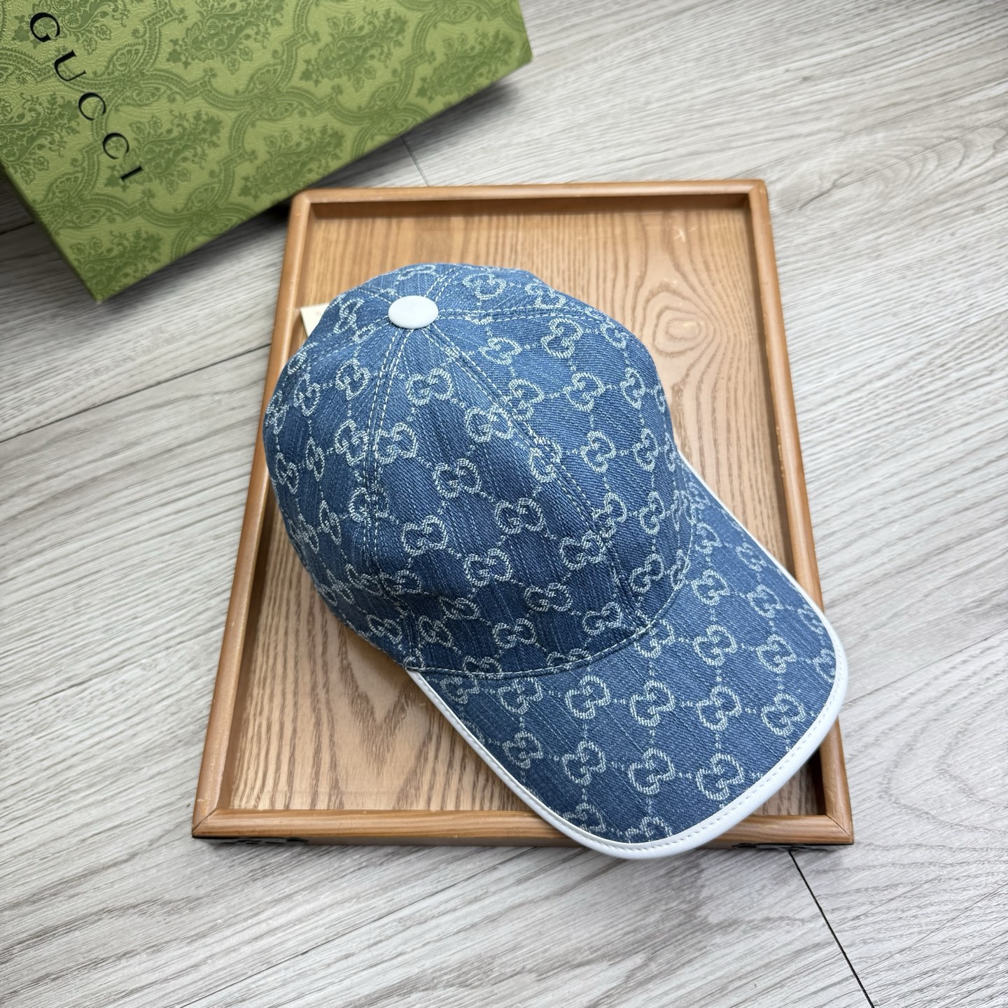 🌹。G家。【超A品质-配透明防尘袋】最新款！时尚潮流，高端做工！每一个帽子都是用心之作！牛津材质！头层牛皮！配盒子、防尘