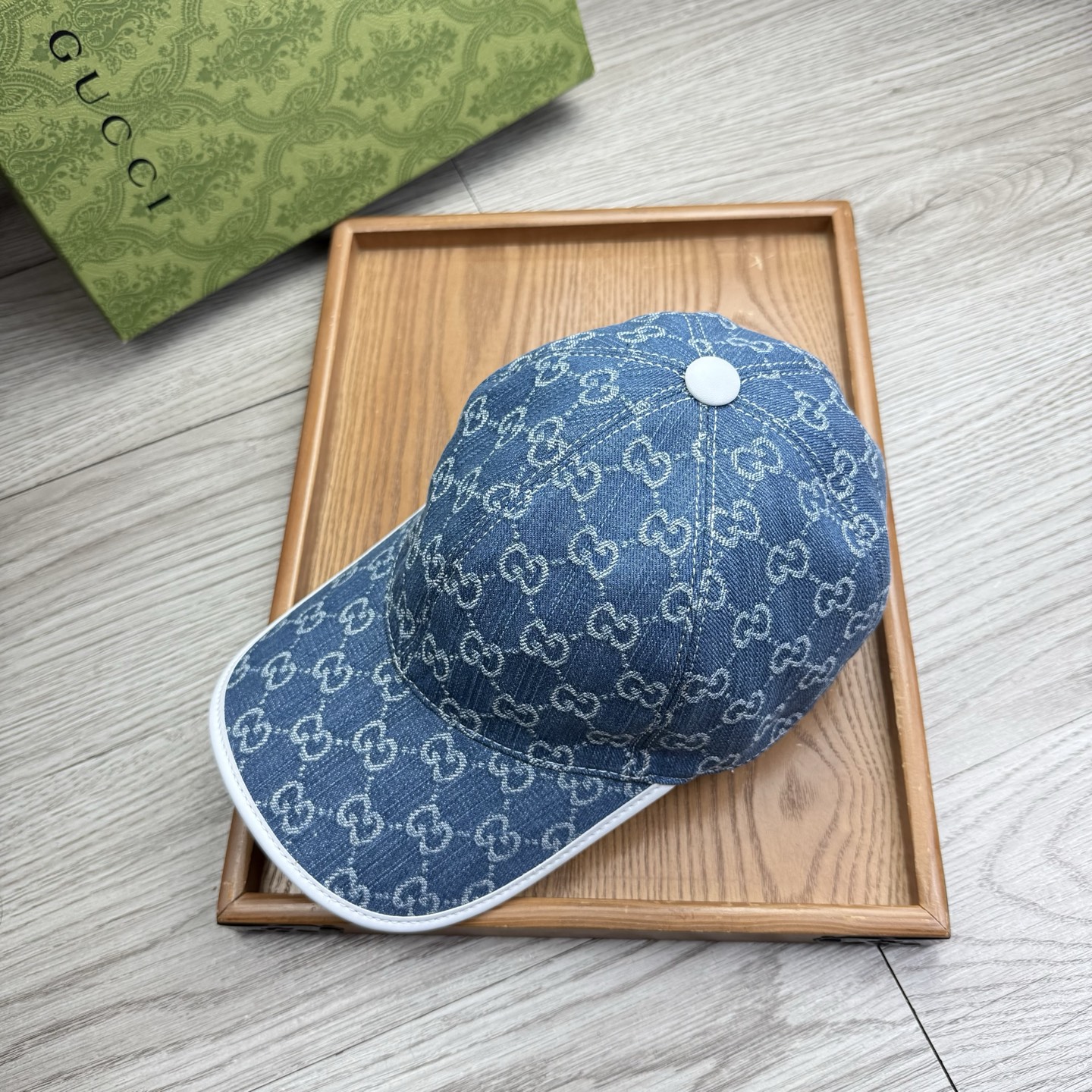 🌹。G家。【超A品质-配透明防尘袋】最新款！时尚潮流，高端做工！每一个帽子都是用心之作！牛津材质！头层牛皮！配盒子、防尘