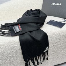 P。Prada。【素色金属三角标-羊绒围巾】5个色!感觉有了它真心不会再爱了.QC手里扣下的.真正专柜正品.全部今年最新 P。Prada。【素色金属三角标-羊绒围巾】5个色!感觉有了它真心不会再爱了.QC手里扣下的.真正专柜正品.全部今年最新