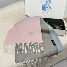 🆕 P🆕 。C家。【渐变-羊绒围巾】5个色!感觉有了它真心不会再爱了.QC手里扣下的.真正专柜正品.全部今年最新logo 🆕 P🆕 。C家。【渐变-羊绒围巾】5个色!感觉有了它真心不会再爱了.QC手里扣下的.真正专柜正品.全部今年最新logo