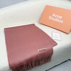 P。ACNE。【粉色新标-轻水波纹羊毛围巾】超级美!AC每年都不可不卖的款!也是年度最值百搭的款!真正ac流水线下来的订 P。ACNE。【粉色新标-轻水波纹羊毛围巾】超级美!AC每年都不可不卖的款!也是年度最值百搭的款!真正ac流水线下来的订