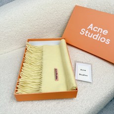 P。ACNE。【粉色新标-轻水波纹羊毛围巾】超级美!AC每年都不可不卖的款!也是年度最值百搭的款!真正ac流水线下来的订 P。ACNE。【粉色新标-轻水波纹羊毛围巾】超级美!AC每年都不可不卖的款!也是年度最值百搭的款!真正ac流水线下来的订