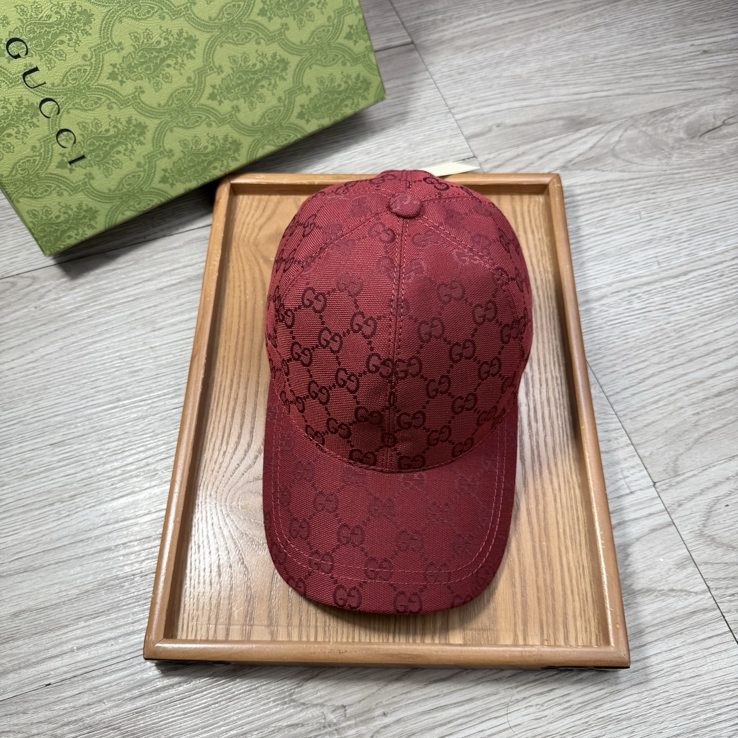 🌹。G家。【超A品质】最新款！时尚潮流，高端做工！每一个帽子都是用心之作！牛津材质！头层牛皮！配盒子、防