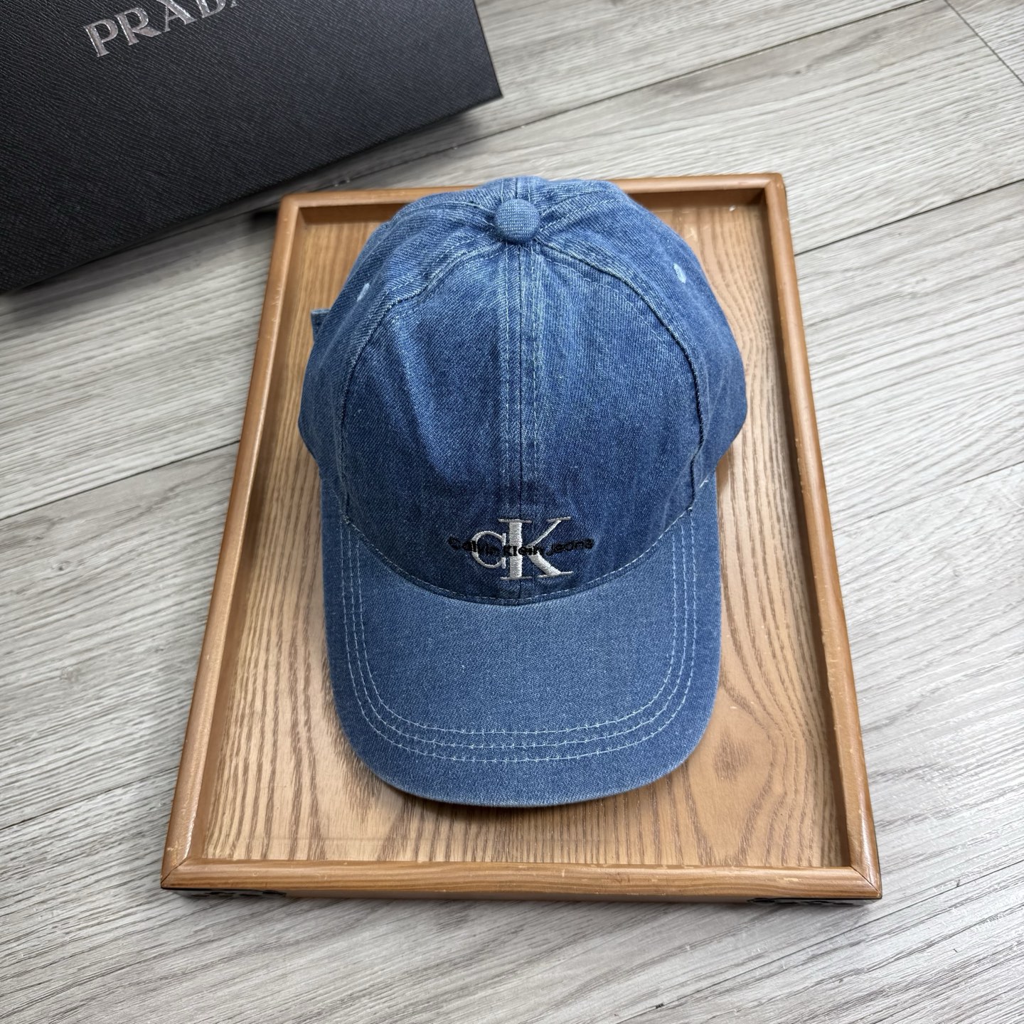 。CK。【配防尘袋】新品棒球帽！材质：纯棉！透气性好！春天挡风，夏天防晒必备单品！颜色大气！款式新颖别致