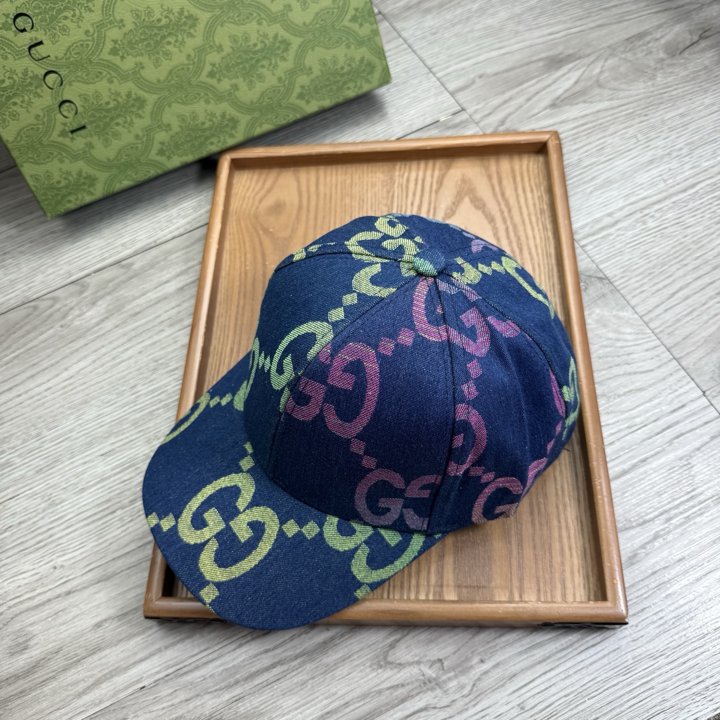 。G家。【配防尘袋】新品棒球帽！材质：纯棉！透气性好！春天挡风，夏天防晒必备单品！颜色大气！款式新颖别致