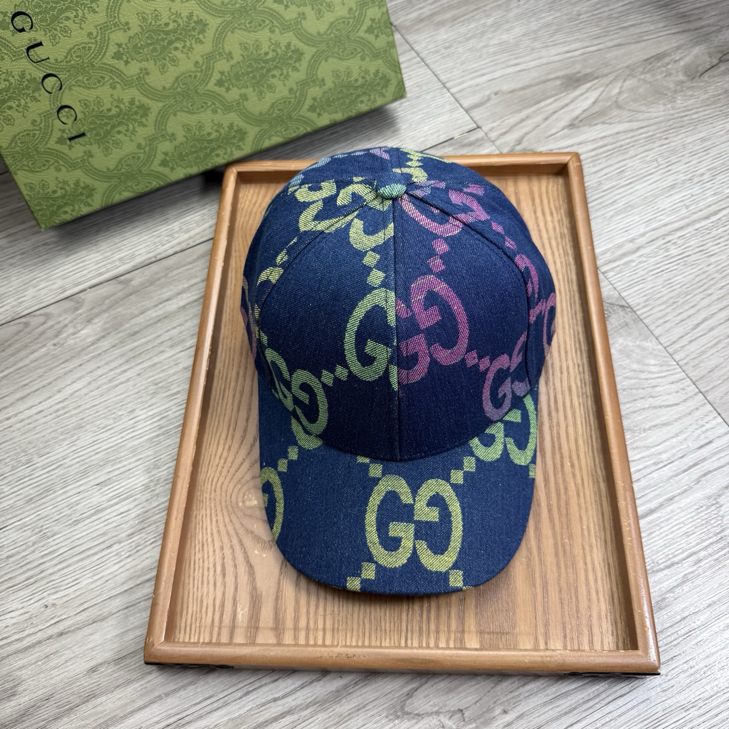 。G家。【配防尘袋】新品棒球帽！材质：纯棉！透气性好！春天挡风，夏天防晒必备单品！颜色大气！款式新颖别致