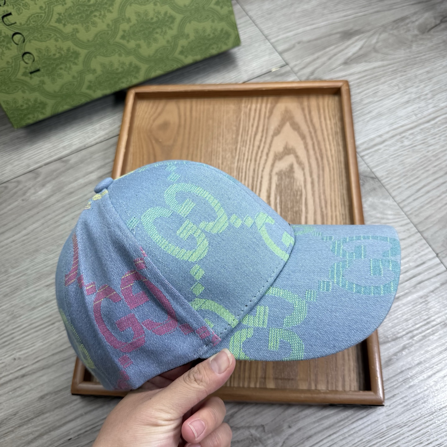。G家。【配防尘袋】新品棒球帽！材质：纯棉！透气性好！春天挡风，夏天防晒必备单品！颜色大气！款式新颖别致