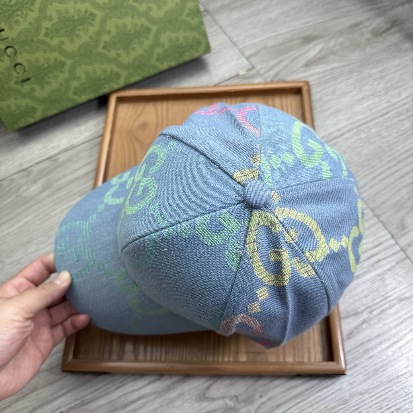 。G家。【配防尘袋】新品棒球帽！材质：纯棉！透气性好！春天挡风，夏天防晒必备单品！颜色大气！款式新颖别致