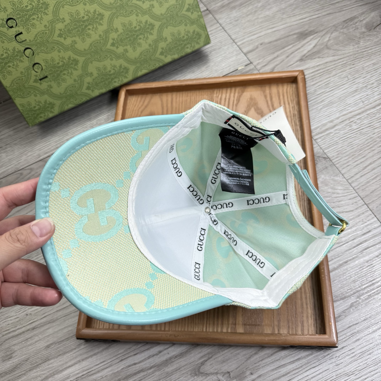 。G家。【配防尘袋】新品棒球帽！材质：纯棉！透气性好！春天挡风，夏天防晒必备单品！颜色大气！款式新颖别致