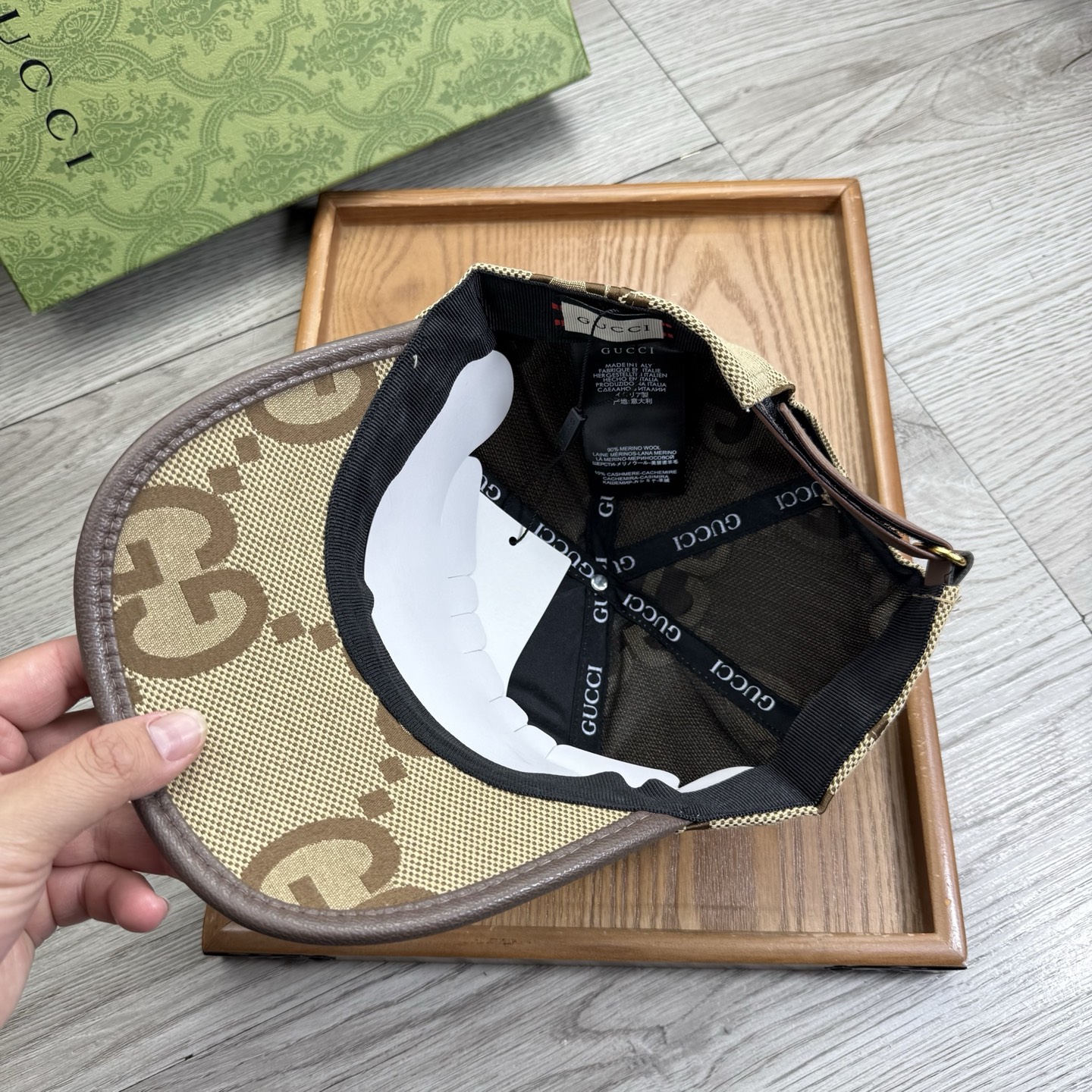 。G家。【配防尘袋】新品棒球帽！材质：纯棉！透气性好！春天挡风，夏天防晒必备单品！颜色大气！款式新颖别致