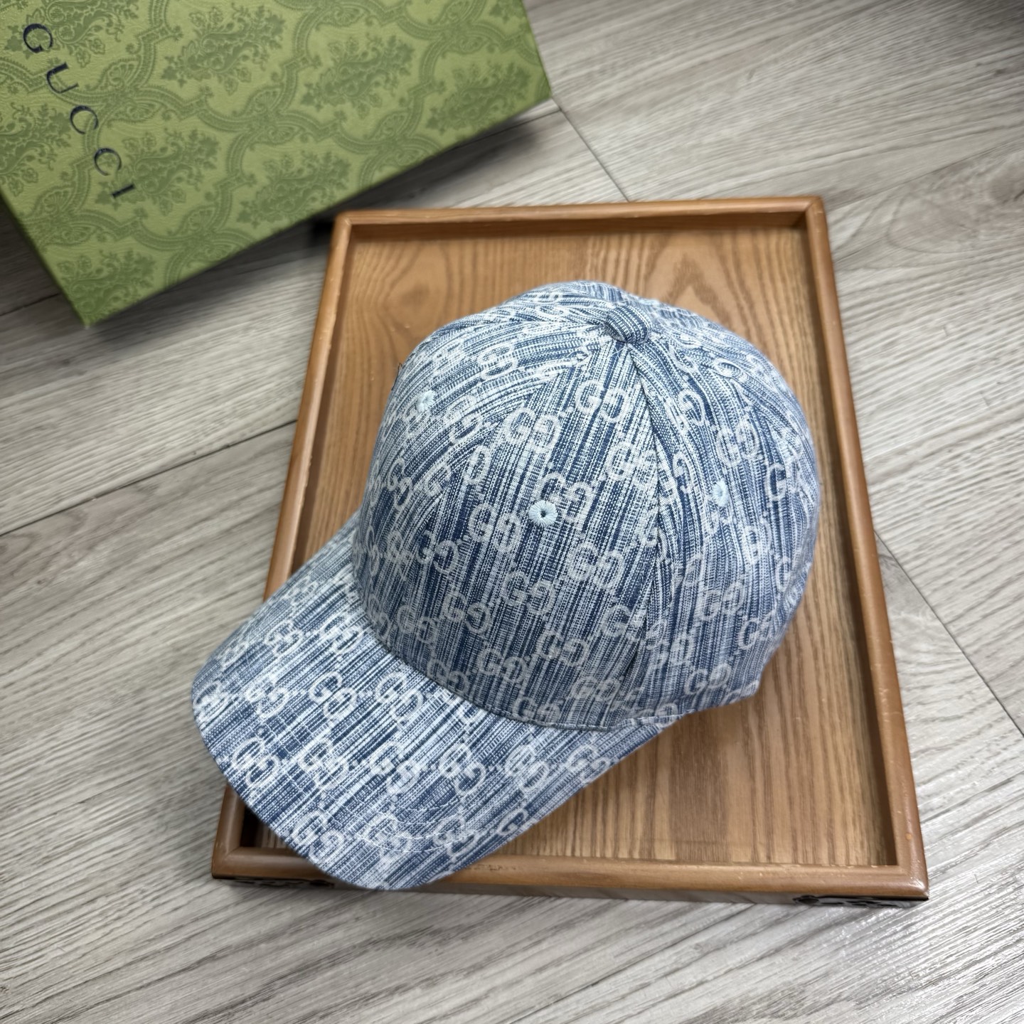 。G家。【配防尘袋】新品棒球帽！材质：纯棉！透气性好！春天挡风，夏天防晒必备单品！颜色大气！款式新颖别致