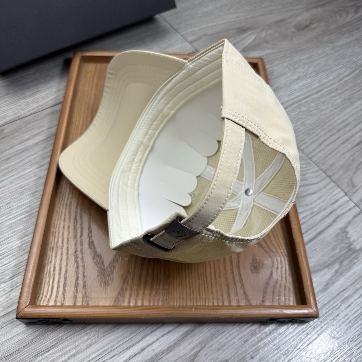 。始祖鸟。【配防尘袋】新品棒球帽！材质：纯棉！透气性好！春天挡风，夏天防晒必备单品！颜色大气！款式新颖别