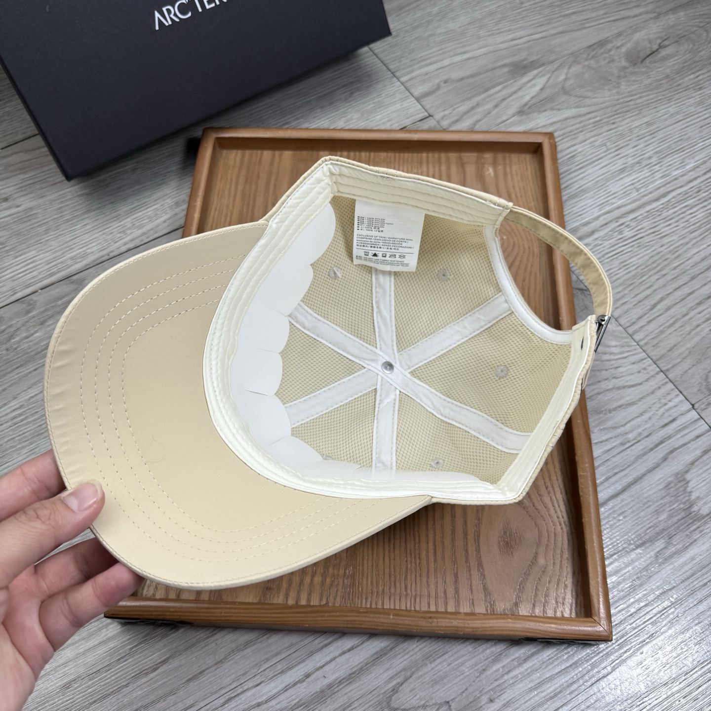 。始祖鸟。【配防尘袋】新品棒球帽！材质：纯棉！透气性好！春天挡风，夏天防晒必备单品！颜色大气！款式新颖别