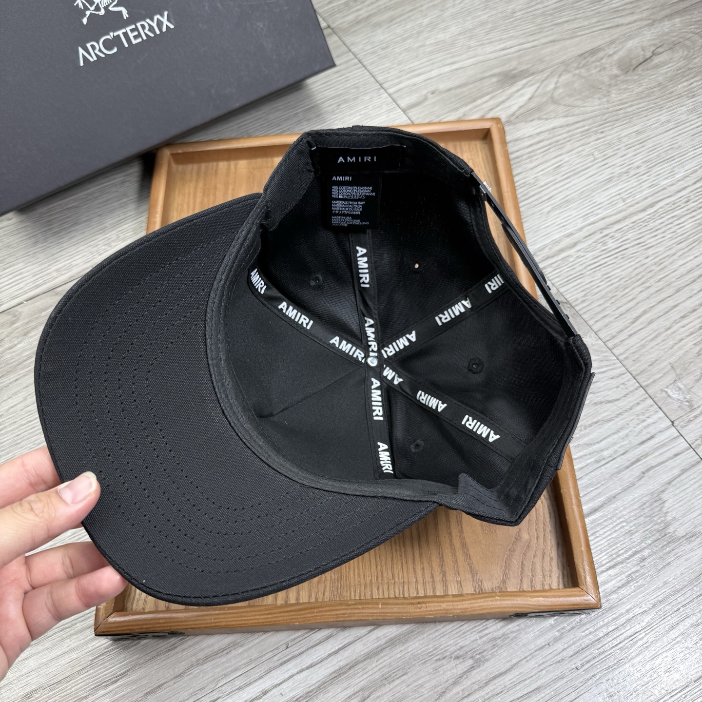 。AMIRI。【配防尘袋】新品棒球帽！材质：纯棉！透气性好！春天挡风，夏天防晒必备单品！颜色大气！款式新