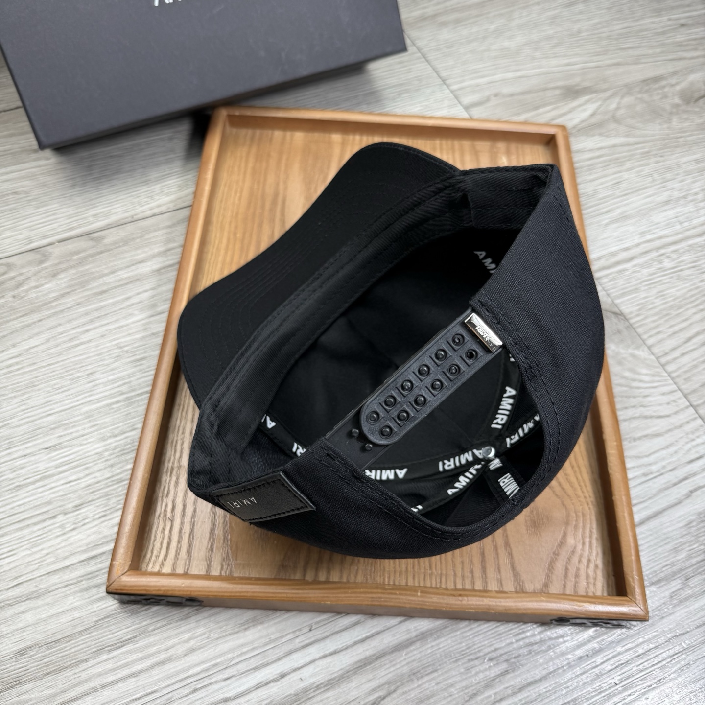 。AMIRI。【配防尘袋】新品棒球帽！材质：纯棉！透气性好！春天挡风，夏天防晒必备单品！颜色大气！款式新