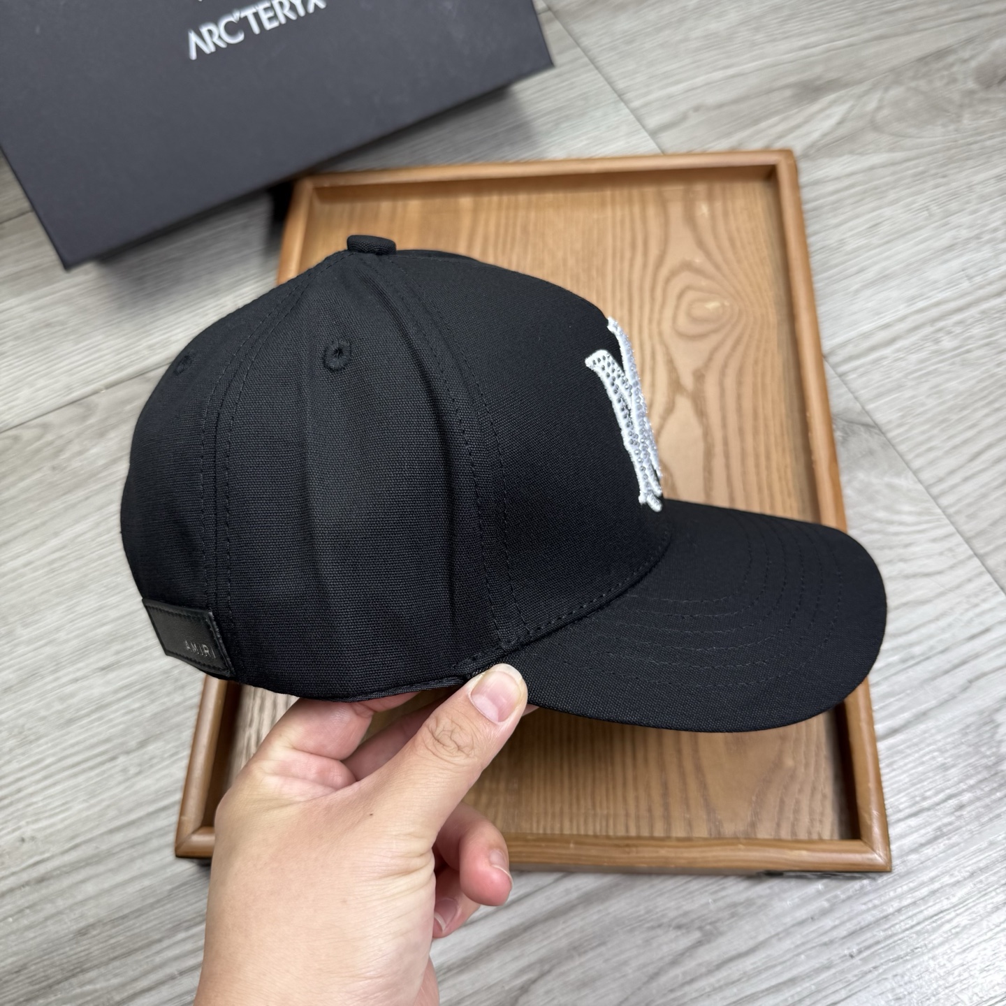 。AMIRI。【配防尘袋】新品棒球帽！材质：纯棉！透气性好！春天挡风，夏天防晒必备单品！颜色大气！款式新