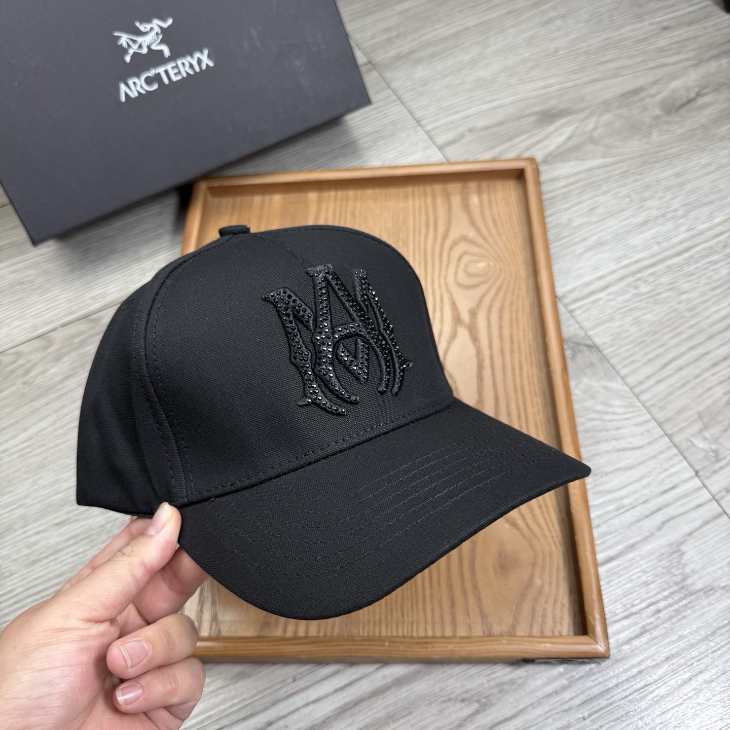 。AMIRI。【配防尘袋】新品棒球帽！材质：纯棉！透气性好！春天挡风，夏天防晒必备单品！颜色大气！款式新