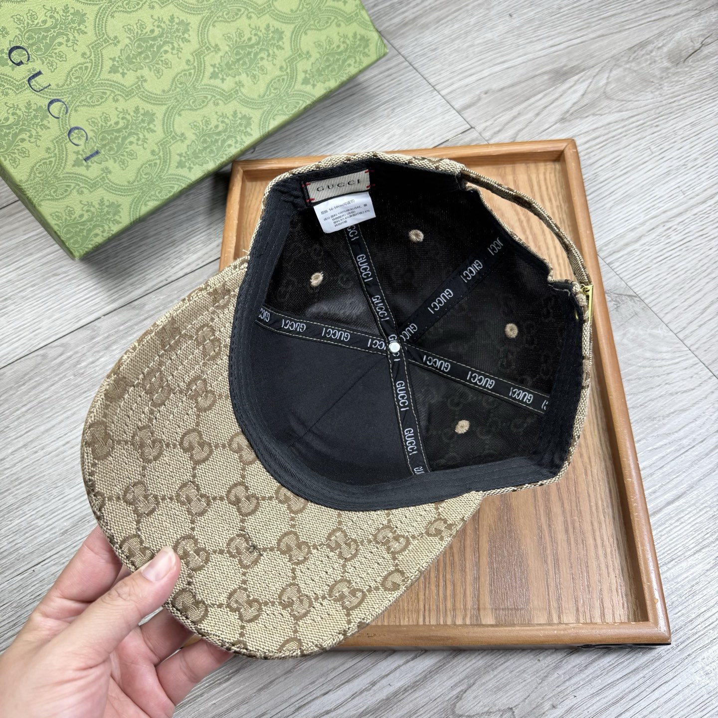 。G家。【配防尘袋】新品棒球帽！材质：纯棉！透气性好！春天挡风，夏天防晒必备单品！颜色大气！款式新颖别致