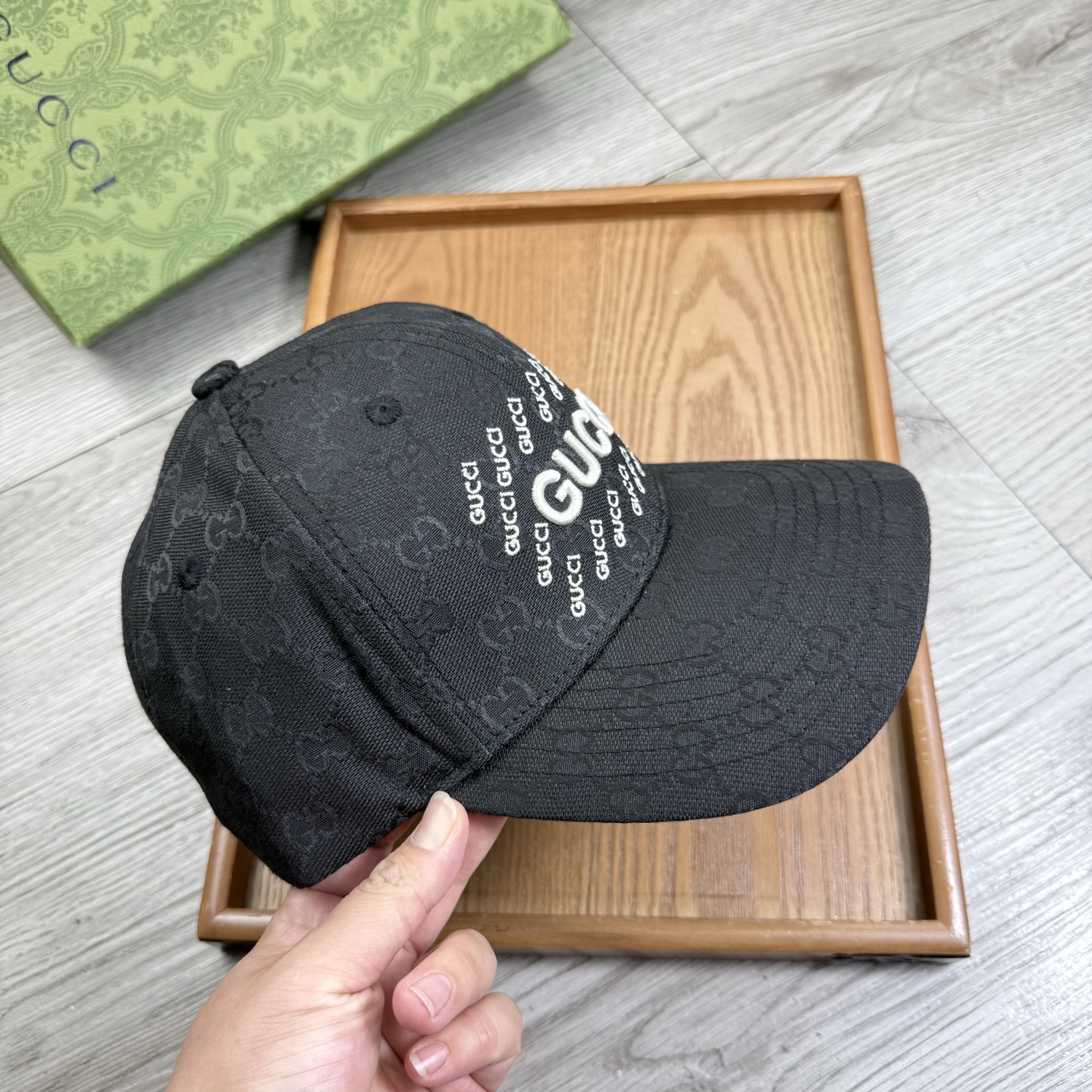 。G家。【配防尘袋】新品棒球帽！材质：纯棉！透气性好！春天挡风，夏天防晒必备单品！颜色大气！款式新颖别致