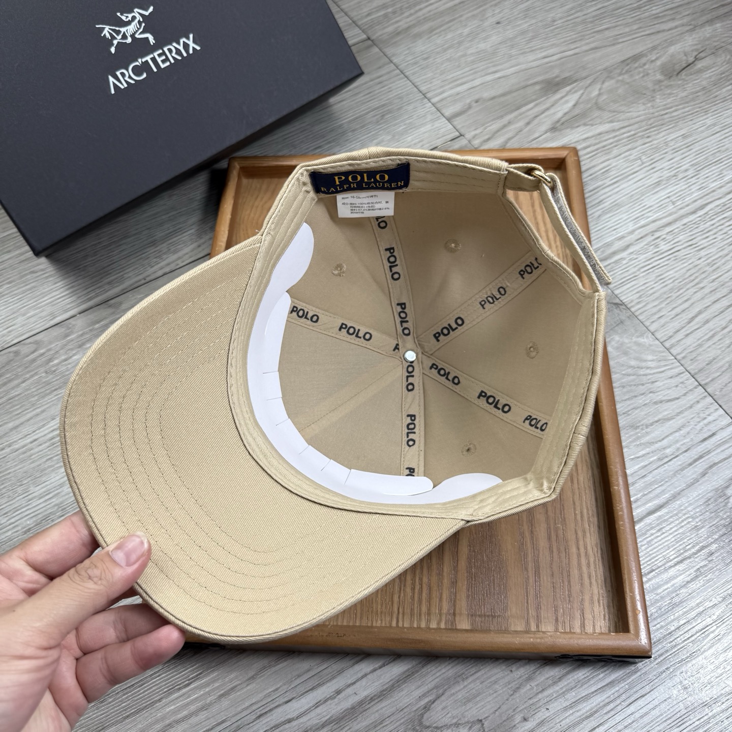 。POLO。【配防尘袋】新品棒球帽！材质：纯棉！透气性好！春天挡风，夏天防晒必备单品！颜色大气！款式新颖